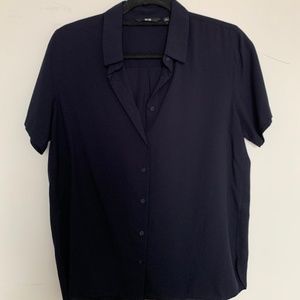 Navy Uniqlo Short Sleeve Button up Top